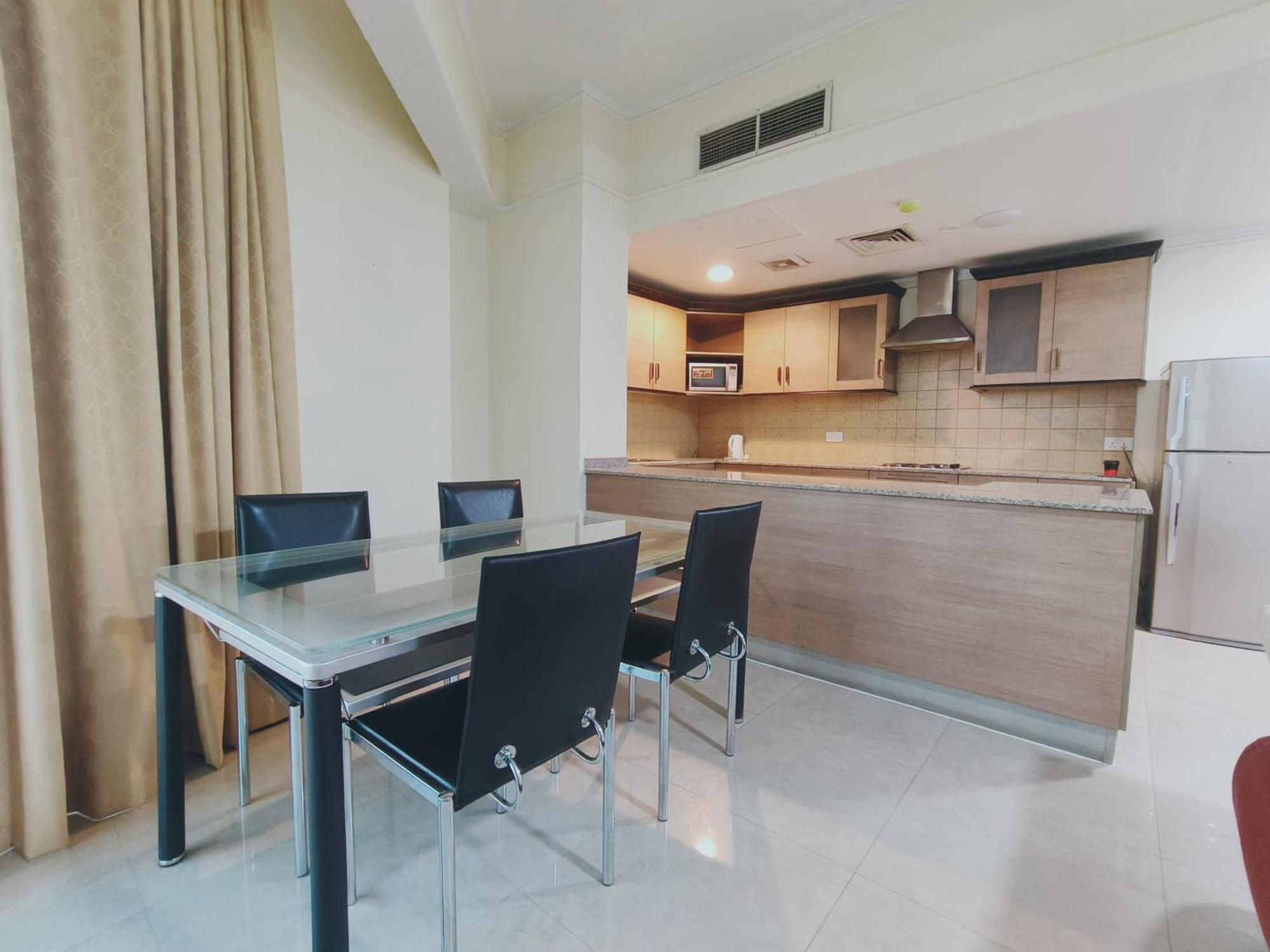 Marina Tower Hotel Al-Manamah Bagian luar foto
